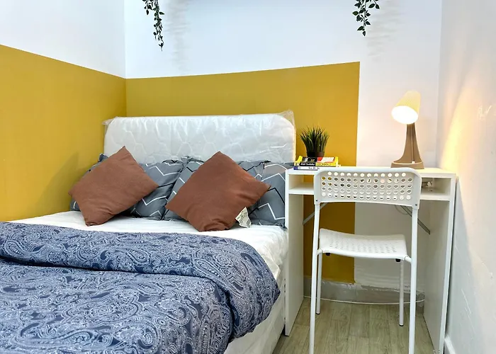 Lavish Partition Room In Barsha Heights Near Internet City Metro