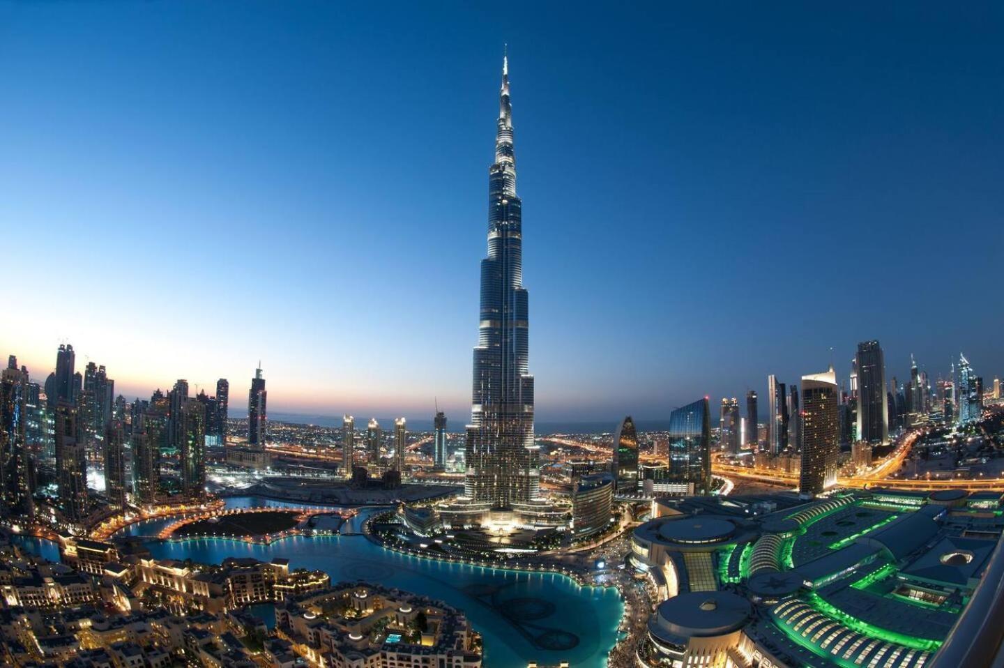 Homestay Lavish Partition In Barsha Heights Near Internet Metro *