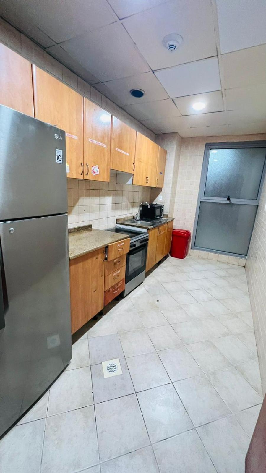 Lavish Partition In Barsha Heights Near Internet Metro Homestay *